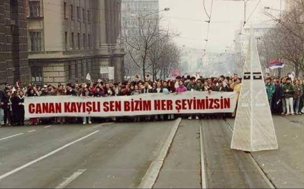 MUTATIS MUTANDIS / Değiştirilmesi Gerekenler&nbsp;Değiştirildi