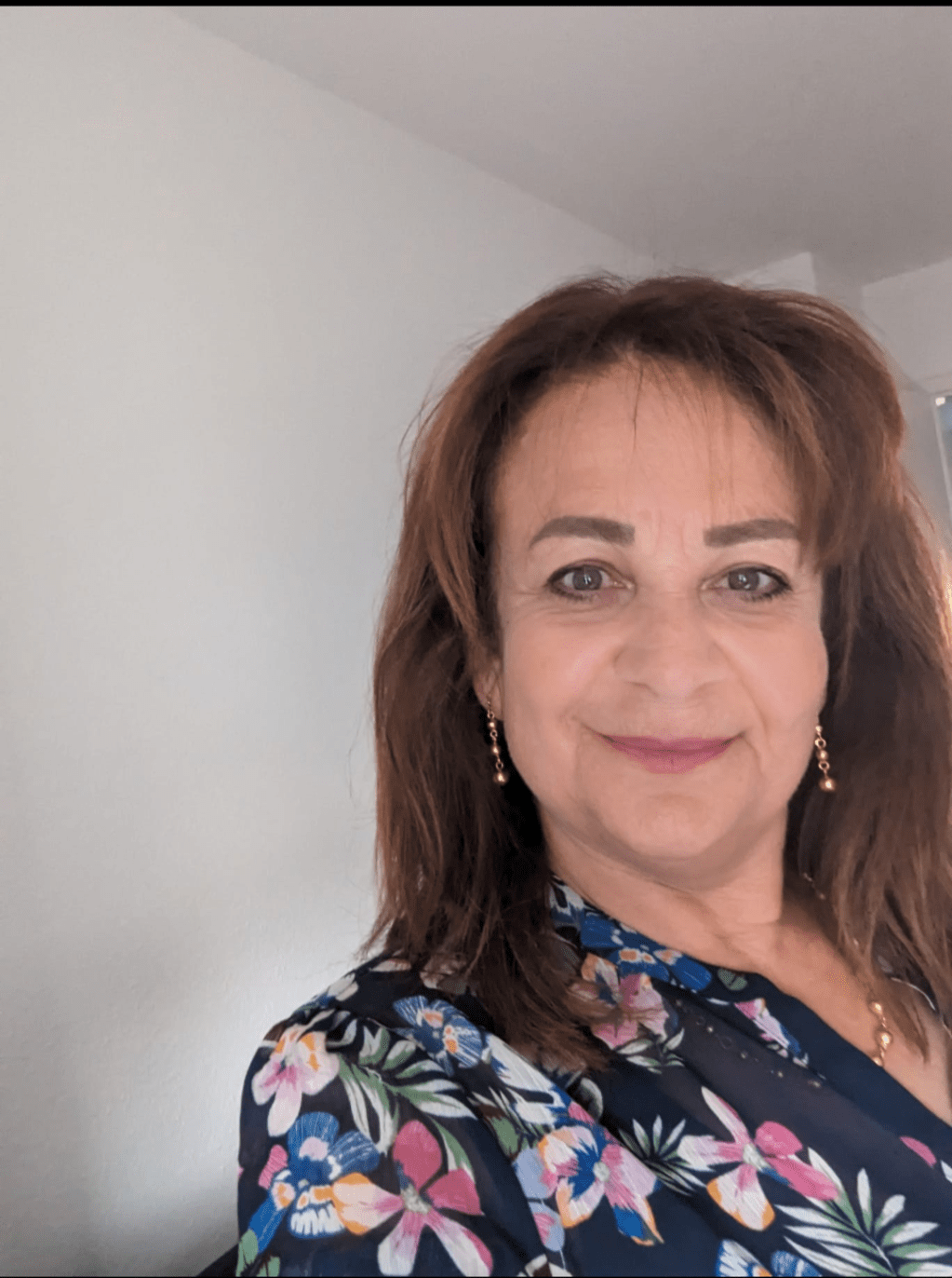 FLOREBO QUOCUMQUE FERAR/Düştüğüm Her Yerde Çiçek&nbsp;Açacağım